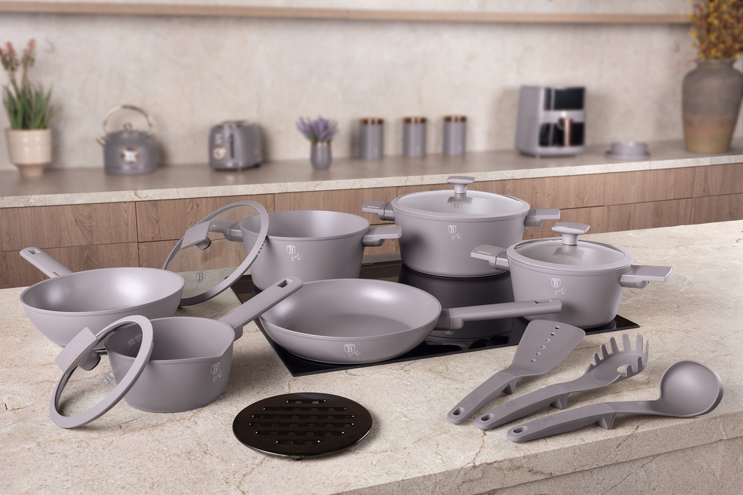 Berlinger Haus 15-Piece Non-Stick Titan Pro Coating Cookware Set - Taupe