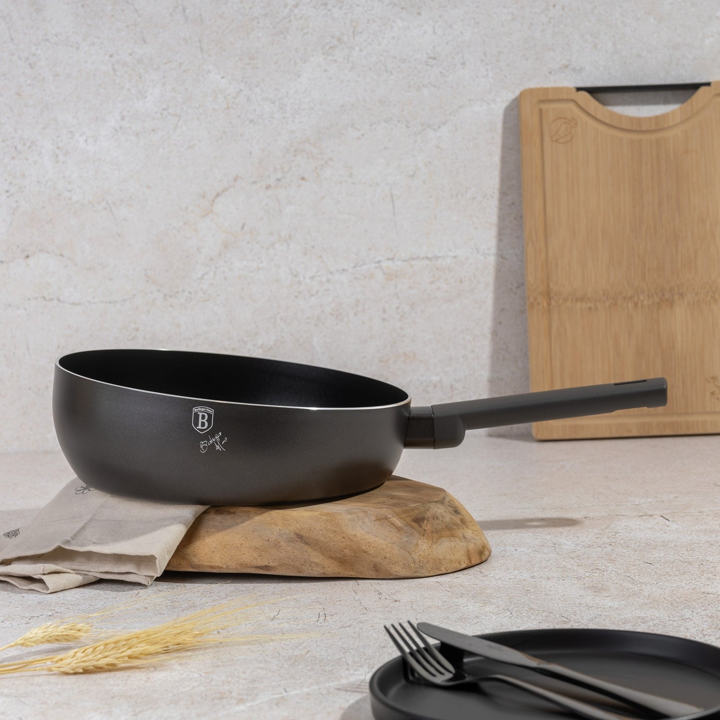 Berlinger Haus 26cm Titan Pro Non-Stick Coating Flip Frypan - Anthracite