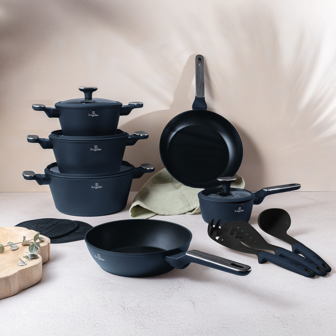 Berlinger Haus 15 Piece Titan Pro Non-Stick Coating Cookware Set - Deep Sea