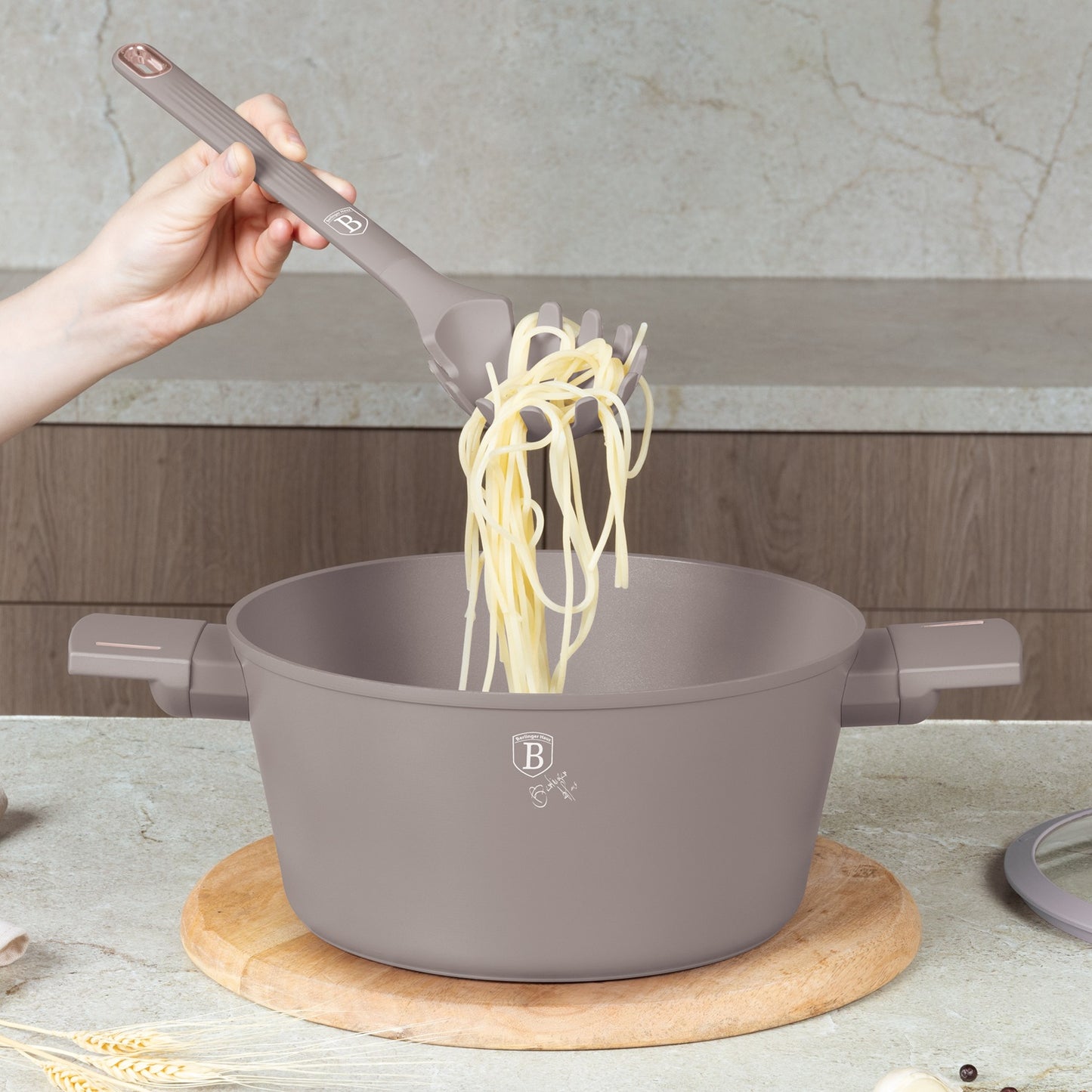 Berlinger Haus 6-Piece Non-Stick Kitchen Tool Set with Stand – Taupe