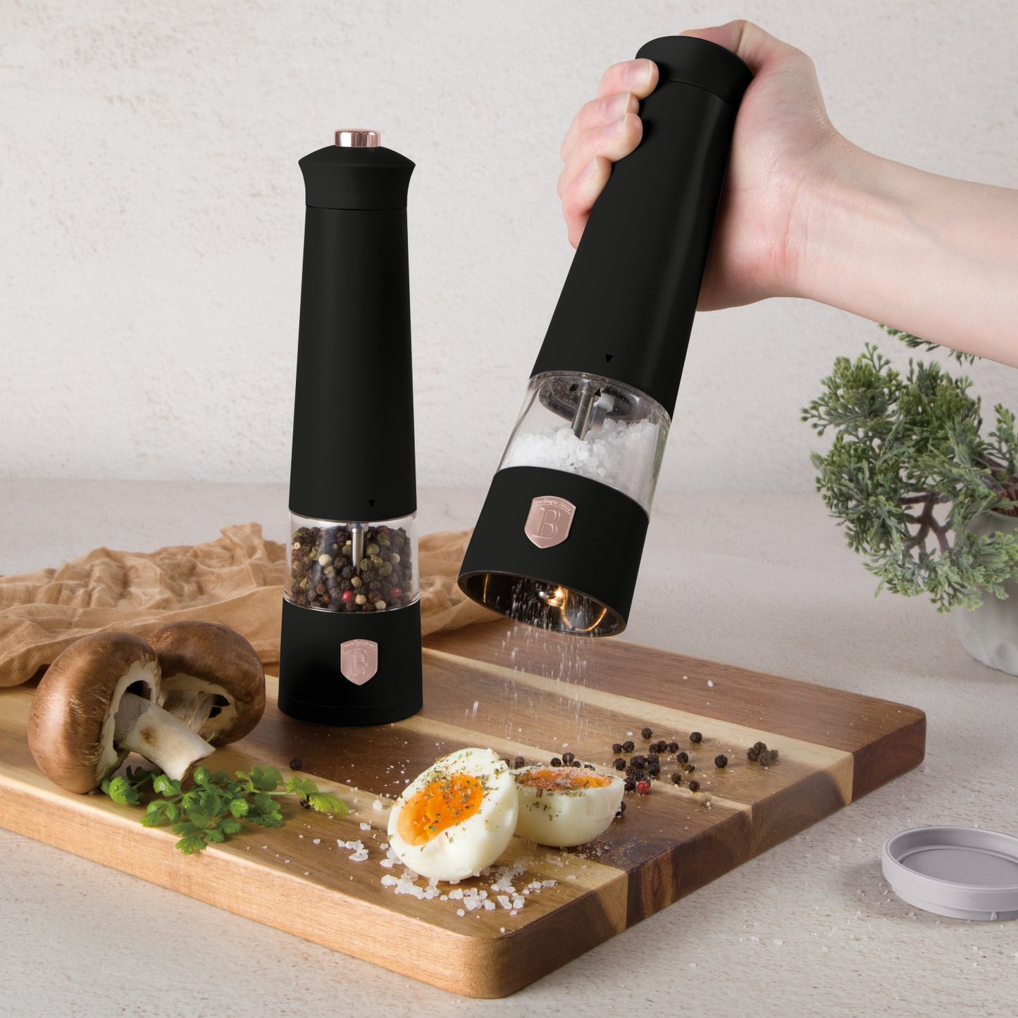 Berlinger Haus 2-Piece Electric Salt & Pepper Mill Set – Black Rose