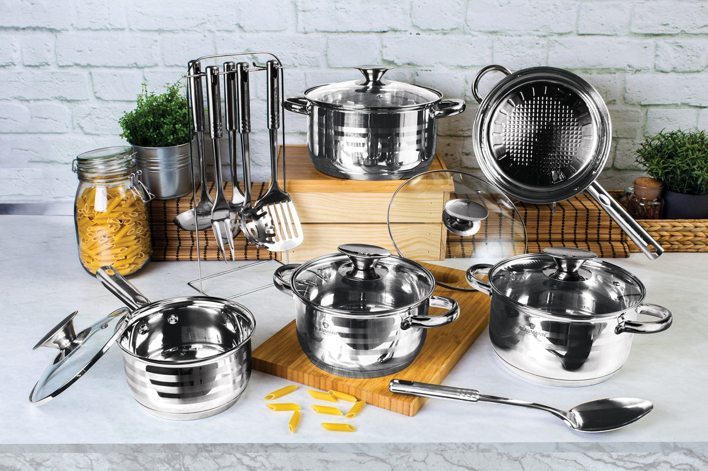 Blaumann 17-Piece Stainless Steel Induction Bottom Jumbo Cookware Set