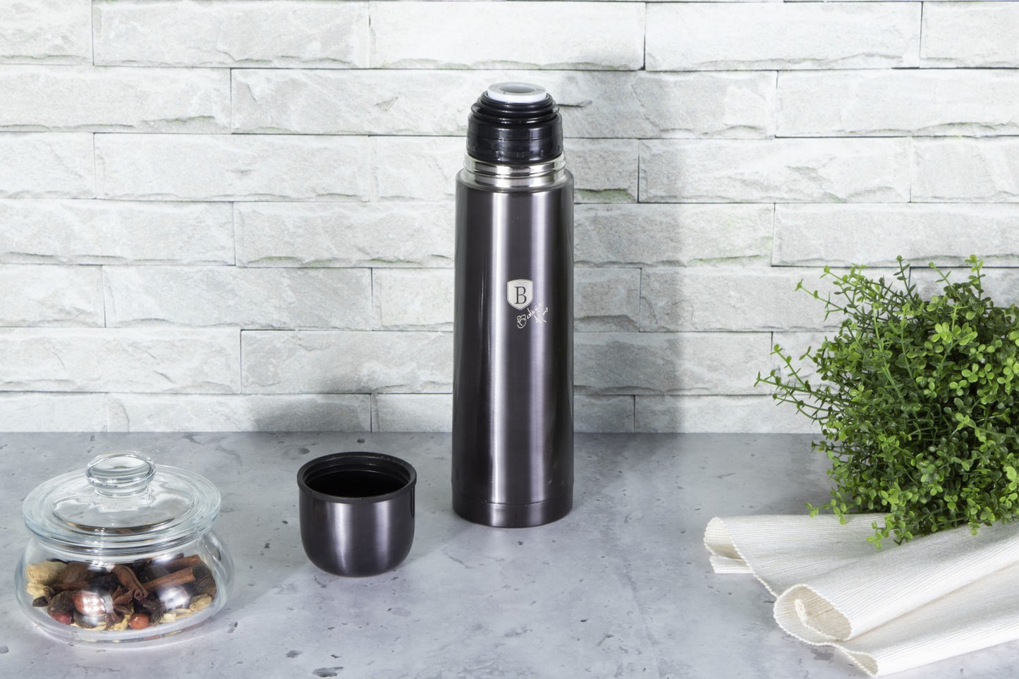 Berlinger Haus 500ml Stainless Steel Thick WalledVacuum Flask - Black