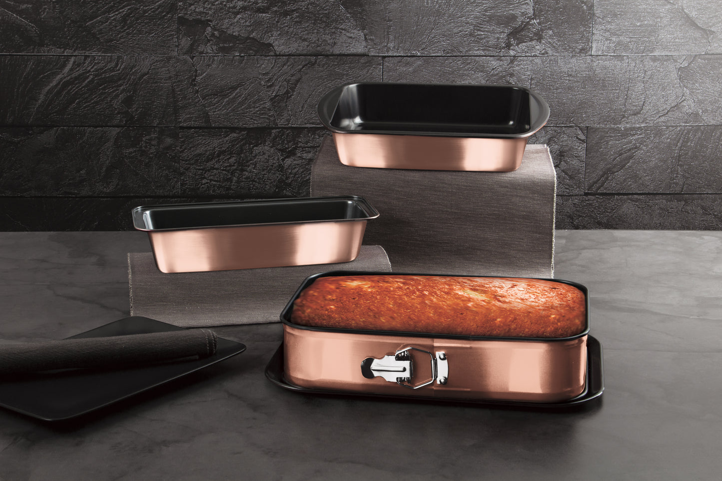Berlinger Haus 3-Piece Titan Coating Non-Stick Baking Form Set - Rose gold