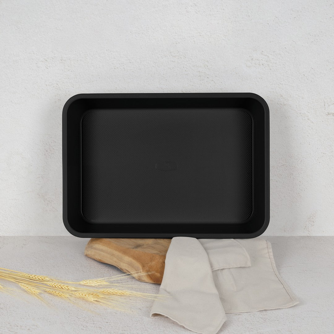 Berlinger Haus 40cm Titan Pro Non-Stick Oblong Roaster - Matt Black