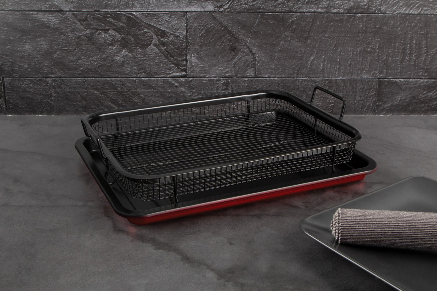 Berlinger Haus Titan Pro Non-Stick Baking Tray with Metal Basket - Metallic Burgundy