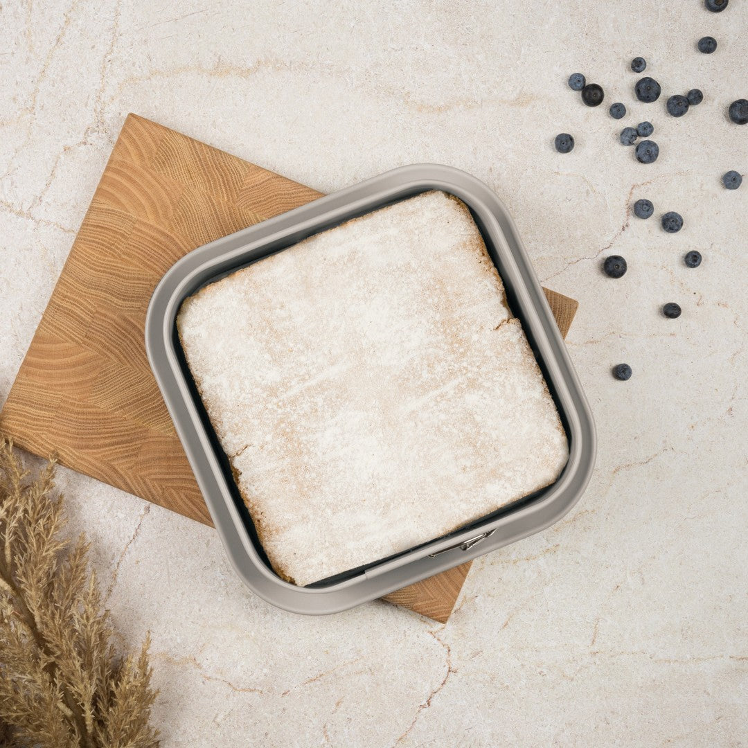 Berlinger Haus 28cm Square Springform - Sahara