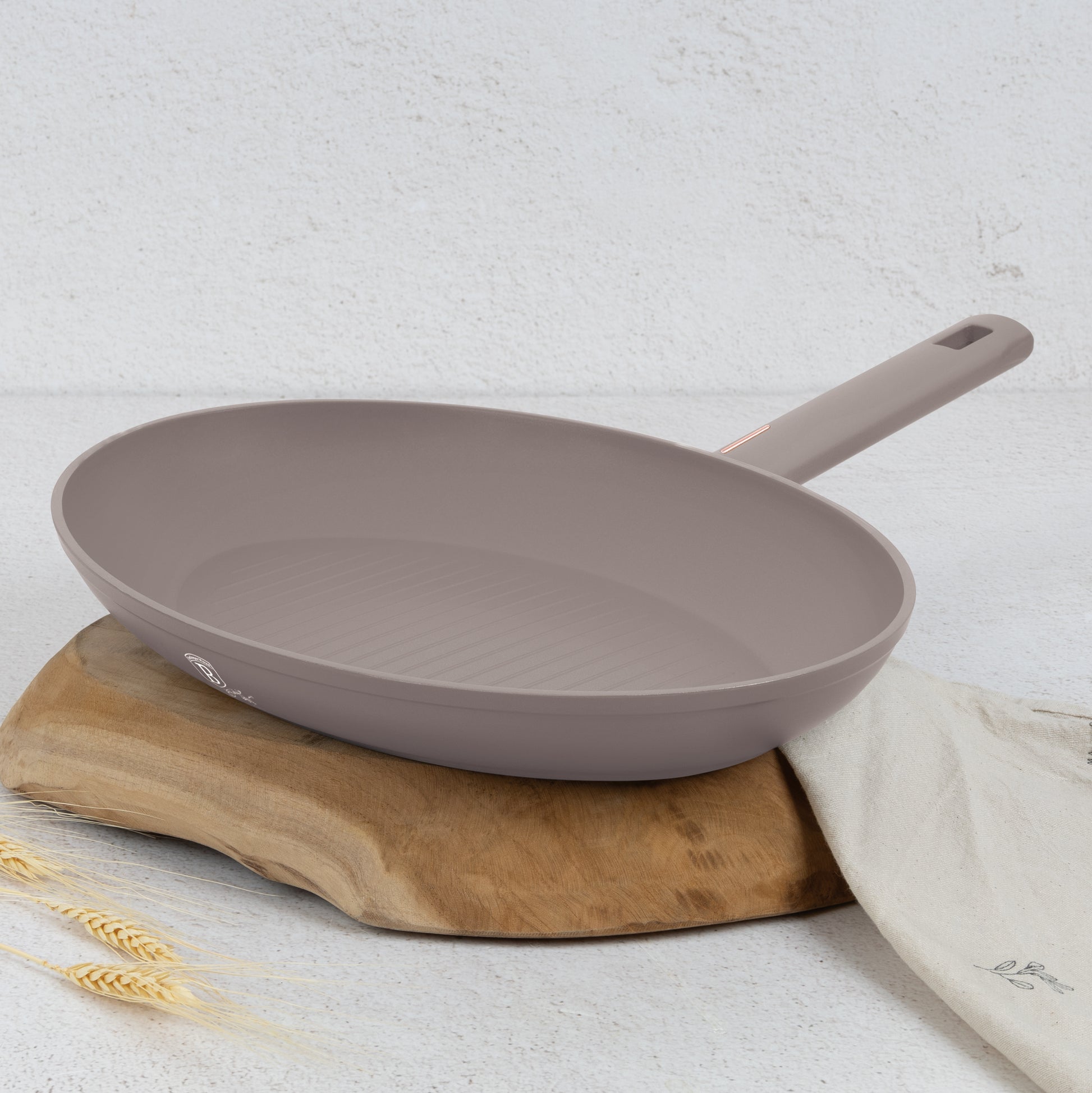 Berlinger Haus 35cm Titan Pro Non-Stick Fish Pan - Taupe