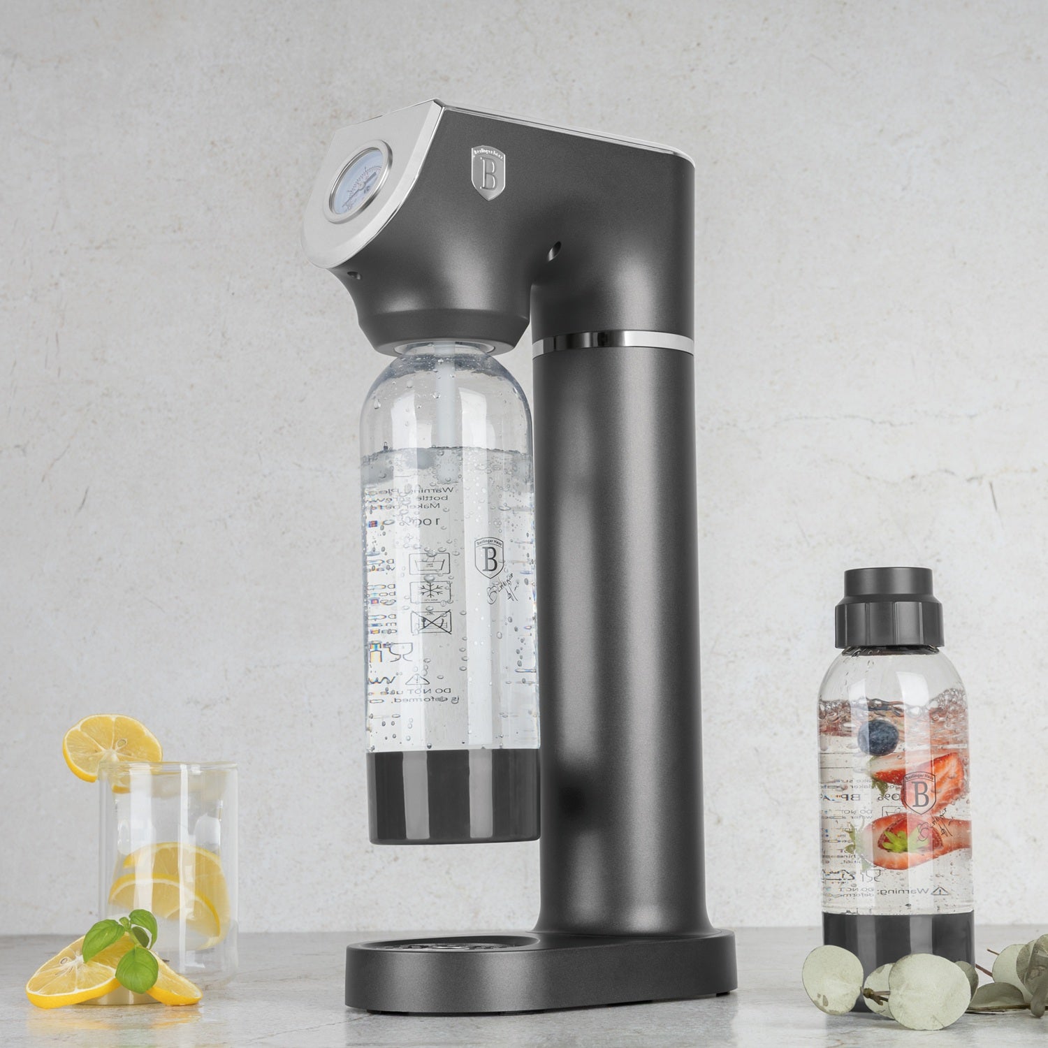 Berlinger Haus Soda Maker with 2 Bottles & Barometer - Anthracite