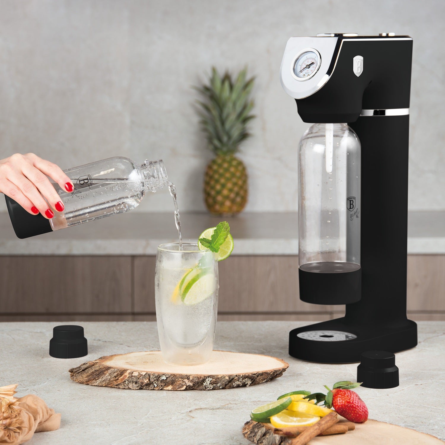 Berlinger Haus Soda Maker with 2 Bottles & Barometer - Matte Black