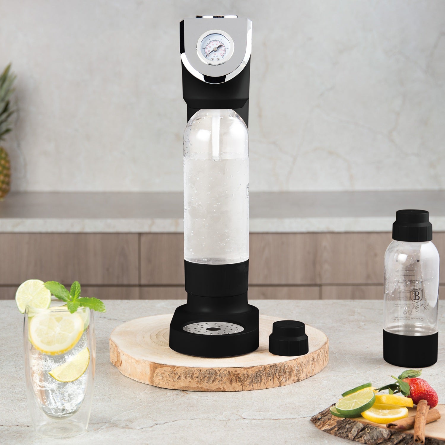 Berlinger Haus Soda Maker with 2 Bottles & Barometer - Matte Black