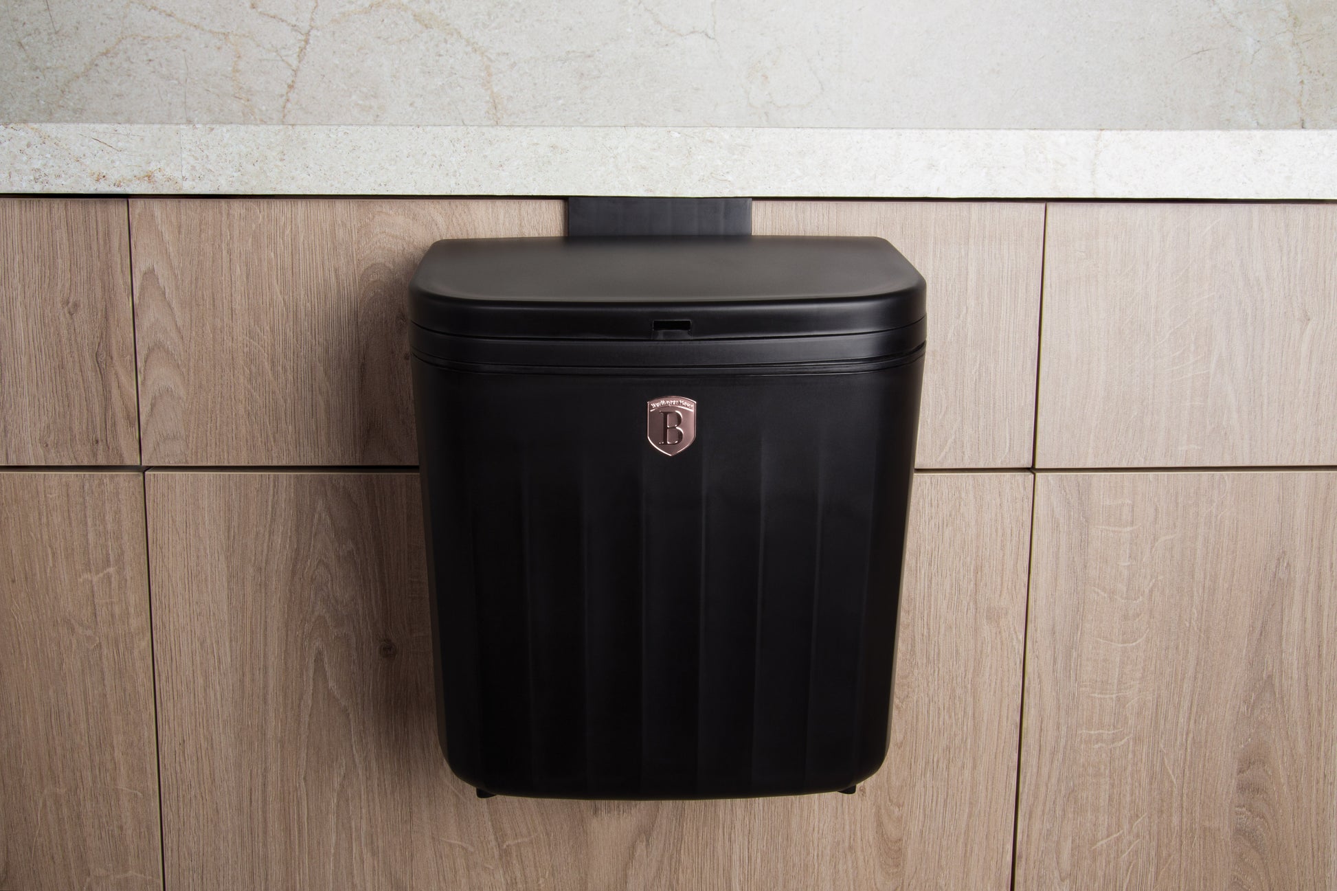 Berlinger Haus 7L Hanging Bin – Black Rose