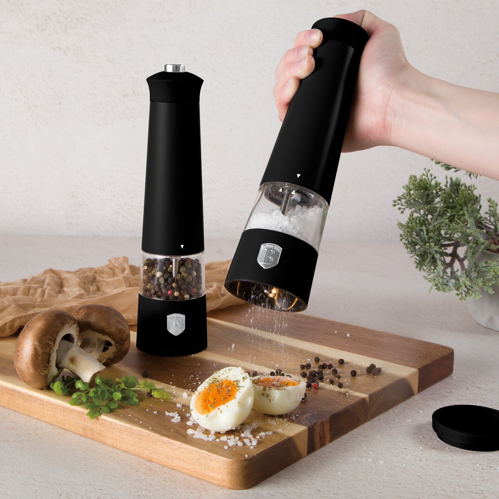 Berlinger Haus 2pcs Electric Pepper and Salt Mill Set - Matte Black