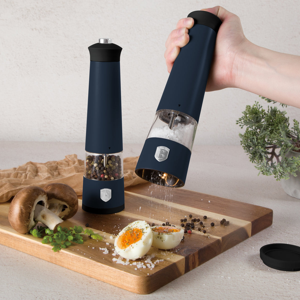 Berlinger Haus 2-Piece Electric Pepper and Salt Mill Set - Deep Sea