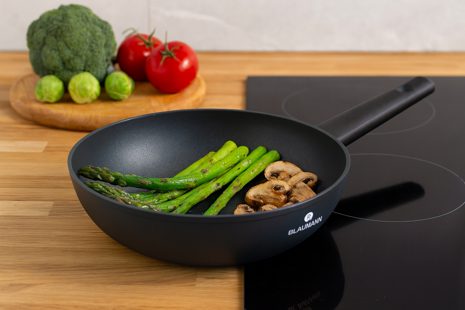 Blaumann 28cm Titan Non-Stick Coating Wok – Black