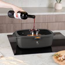 Berlinger Haus 32cm Roaster Pot with Aroma Knob – Anthracite